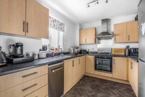 21 Hancock Close, Aylesbury, HP21 9AU