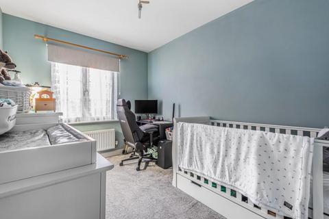 21 Hancock Close, Aylesbury, HP21 9AU