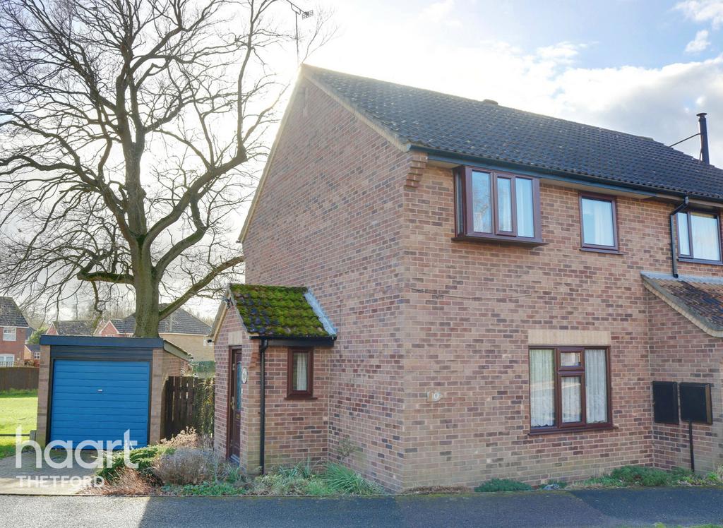 Caraway Road, Thetford 3 bed semidetached house £200,000