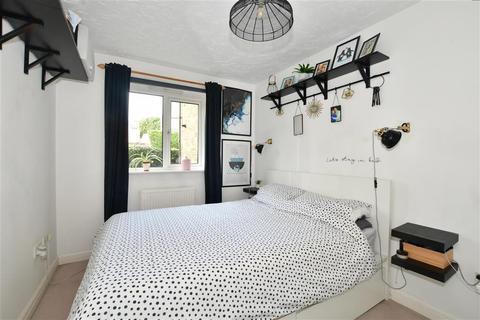 39 Sevenoaks Close, Sutton, SM2 6NL