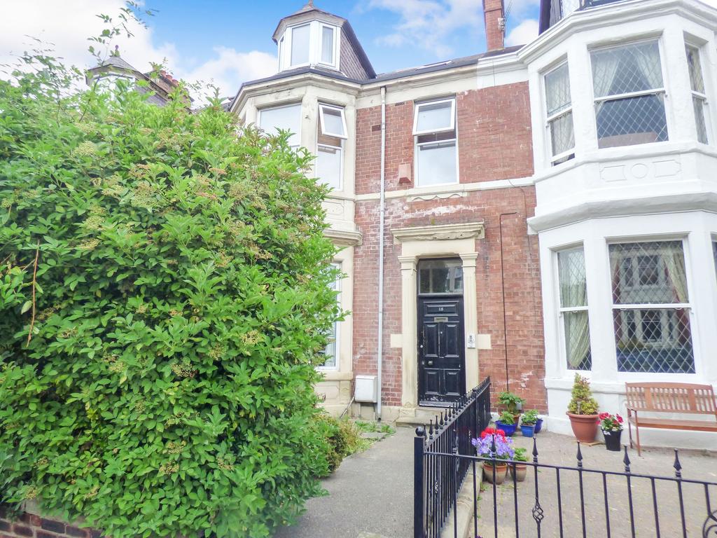 Kirton Park Terrace, North shields... 2 bed flat £650 pcm (£150 pw)