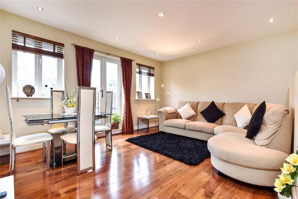 Sitting/Dining Room