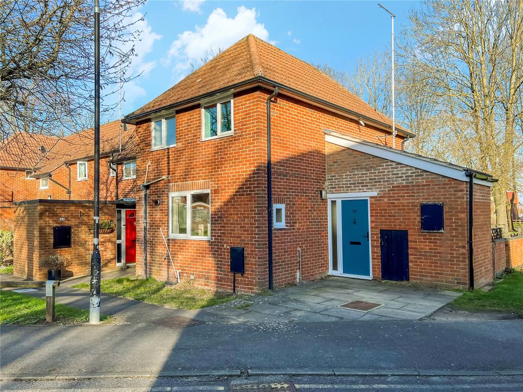 Hill Road, Arborfield, Reading, RG2 2 bed end of terrace house £1,000