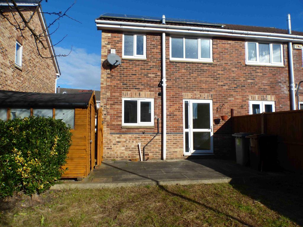 Greenfields, Heckmondwike, West Yorkshire, WF16 3 bed semidetached