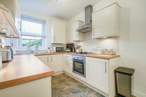 33 High Barholm, Kilbarchan, Johnstone, PA10 2EG