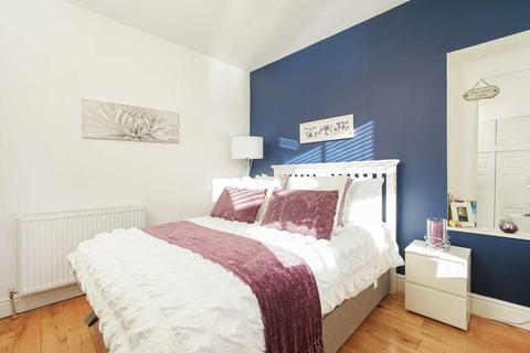 33 High Barholm, Kilbarchan, Johnstone, PA10 2EG