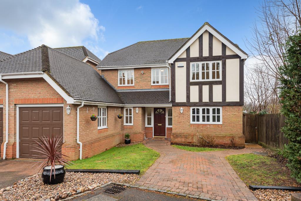 Pinkneys Green, Maidenhead, SL6 4 bed detached house £1,000,000