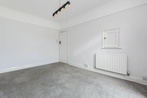 11 Brook Close, London, SW20 9LP