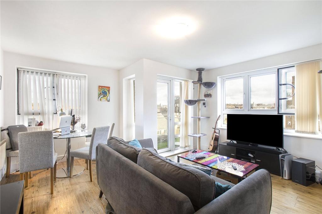 St. Davids Square, London, E14 1 bed apartment £1,650 pcm (£381 pw)