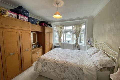 12 Clinton Crescent, Ilford, IG6 3AH
