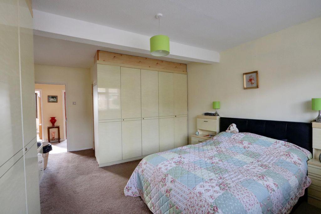 Bedroom 1 (Double)