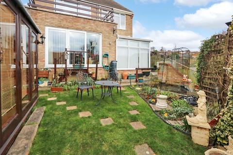 12 Alexandra Road, Benfleet, SS7 1JS