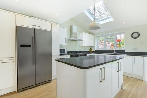 9 Beech Grove, Guildford, GU2 7XA