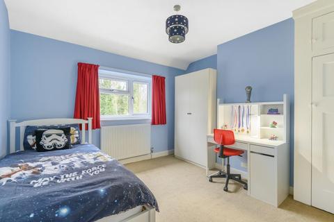9 Beech Grove, Guildford, GU2 7XA