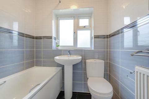 9 Beech Grove, Guildford, GU2 7XA