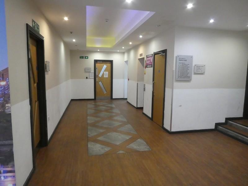 Seymour Grove, Old Trafford, Manchester. M16 0UB 2 bed flat £895 pcm