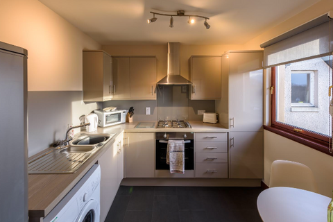 2 bedroom flat to rent, Picktillum Avenue, City Centre, Aberdeen, AB25