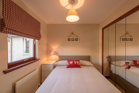 2 bedroom flat to rent, Picktillum Avenue, City Centre, Aberdeen, AB25