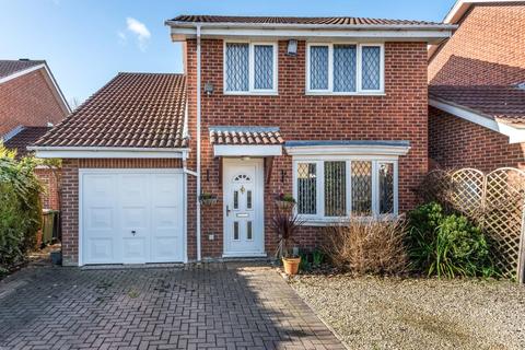 37 Bushy Close, Oxford, OX2 9SJ