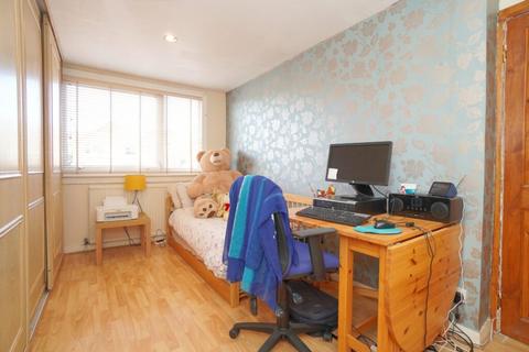 59 Breval Crescent, Clydebank, G81 6LS