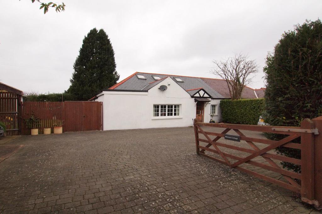 Old Bridge Lane, Off Windmill Lane, Epsom, KT17 4 bed semidetached