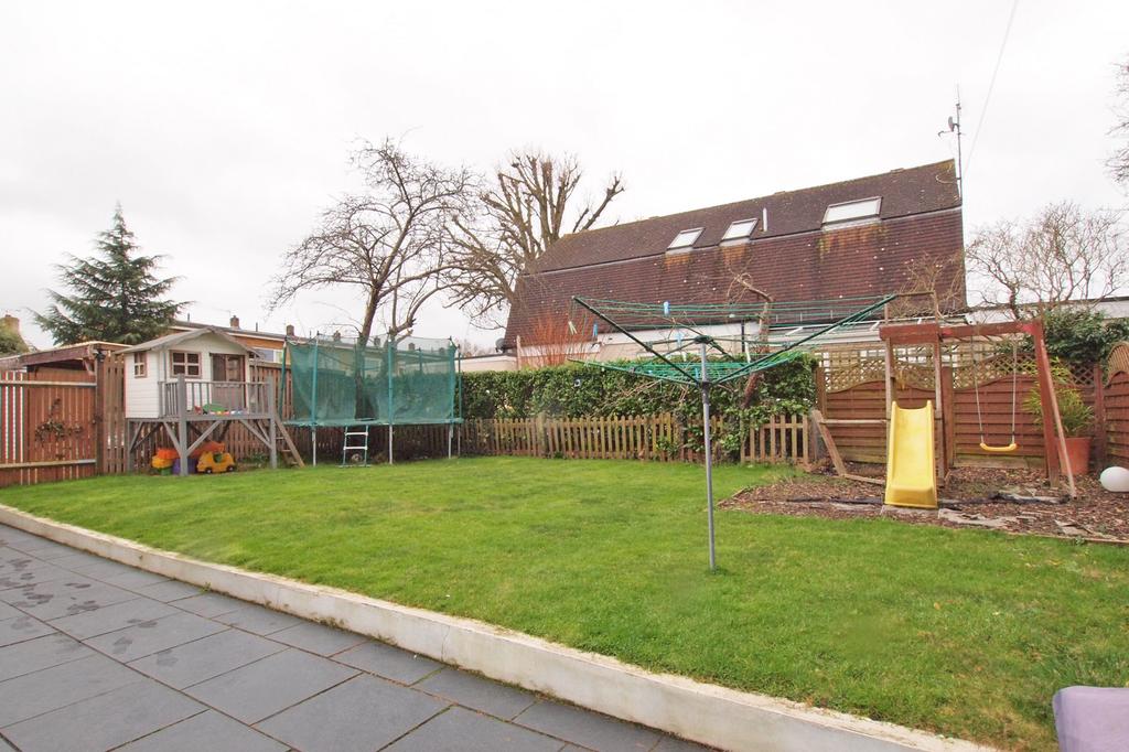Old Bridge Lane, Off Windmill Lane, Epsom, KT17 4 bed semidetached