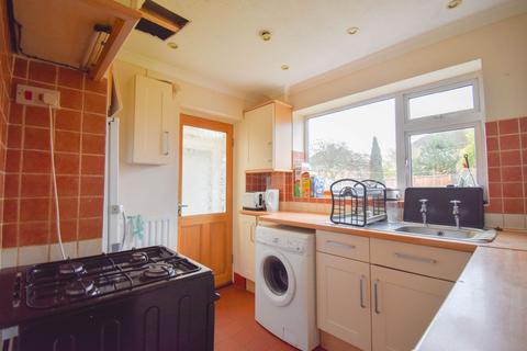 4 bedroom semi-detached house for sale - Durston Close, Leicester