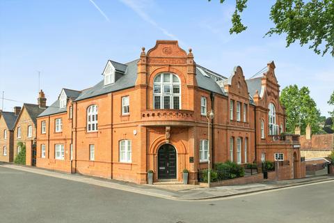 2 bedroom flat for sale, Millmead Terrace, Guildford, Surrey, GU2.