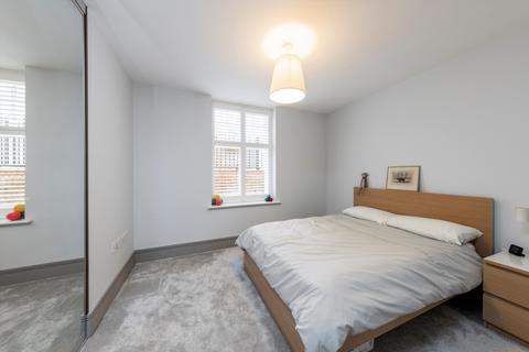 2 bedroom flat for sale, Millmead Terrace, Guildford, Surrey, GU2