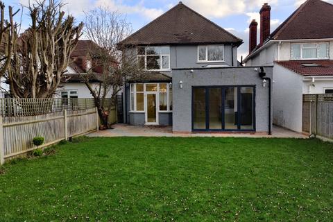 8 Turner Road, New Malden, KT3 5NL