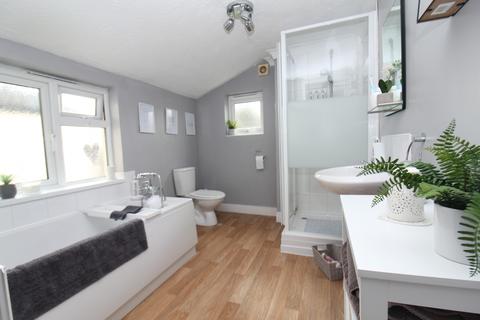 53 May Road, Gillingham, ME7 5UY