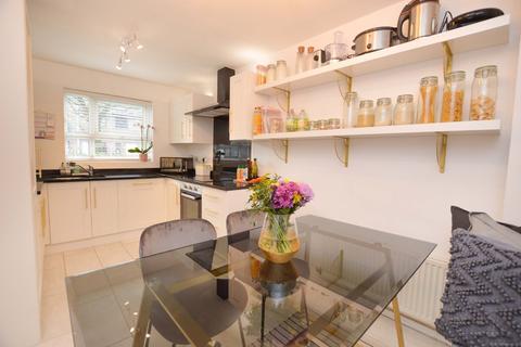 164 Broughton Lane, Salford, M7 1UF