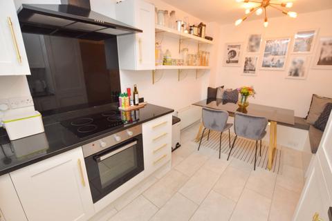 164 Broughton Lane, Salford, M7 1UF