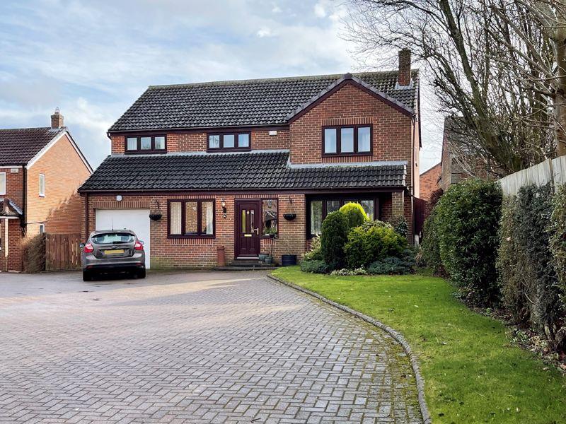 High Farm Close, Carlton, StocktononTees, TS21 1AN 5 bed detached