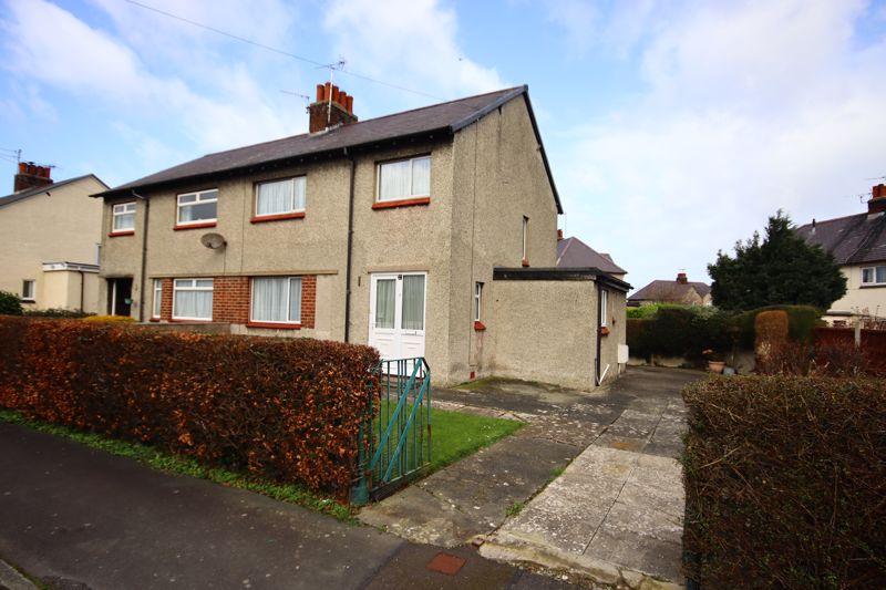 Victoria Crescent, Llandudno Junction 3 bed semidetached house £200,000