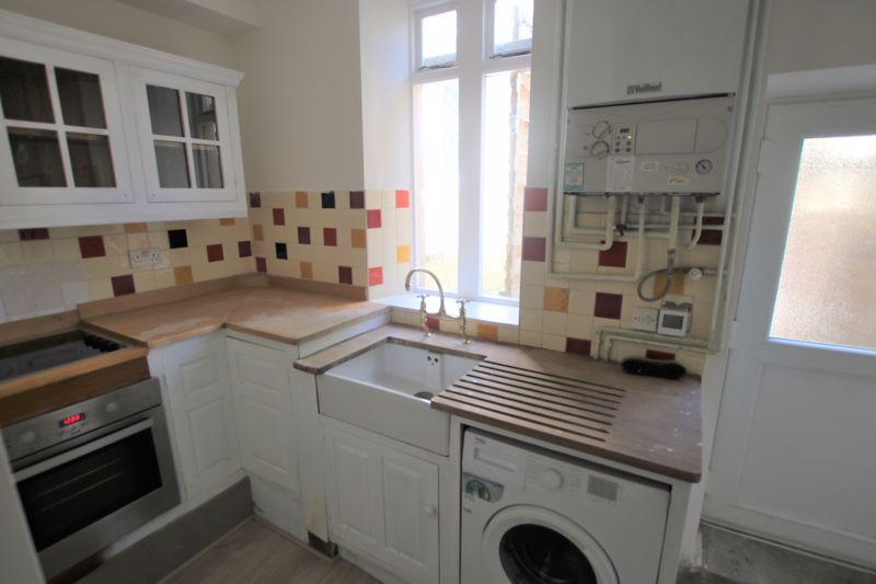 27 A High Street