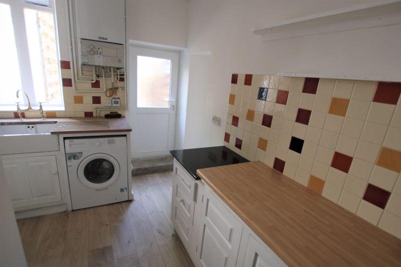 27 A High Street