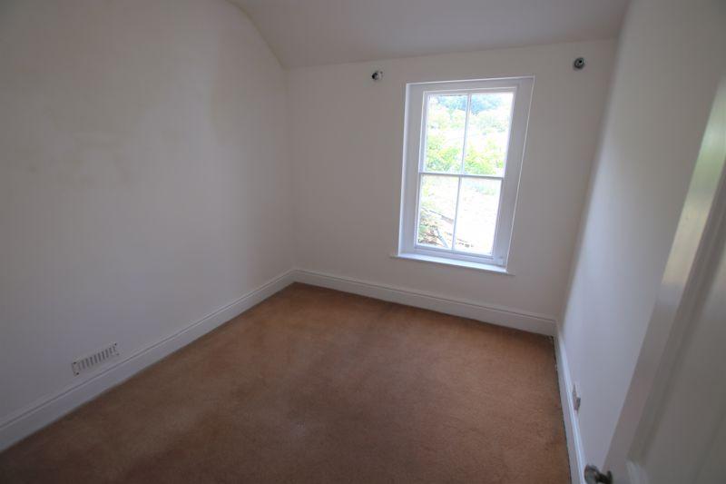 27 A High Street