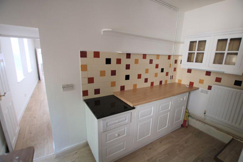 27 A High Street