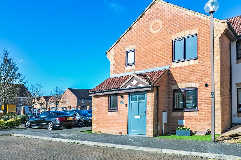 Ladymeadow Court, Middleton, Milton Keynes, MK10 3 bed end of terrace house £395,000