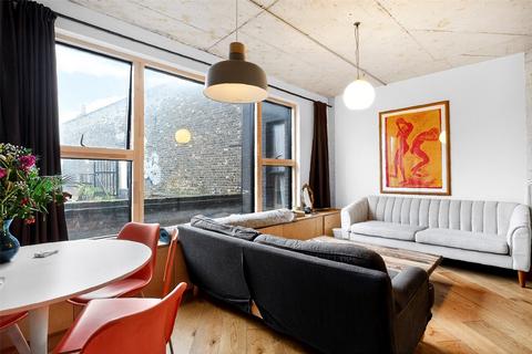 3 bedroom apartment to rent, Wallis Road, London, E9