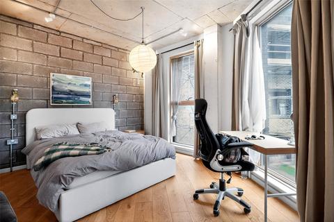 3 bedroom apartment to rent, Wallis Road, London, E9
