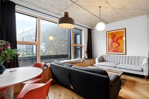 3 bedroom apartment to rent, Wallis Road, London, E9