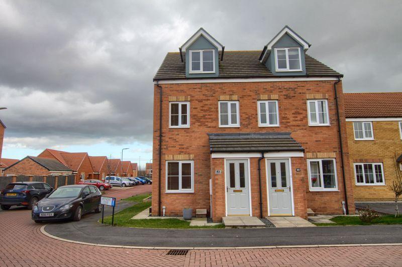 Drive, Ingleby Barwick 3 bed semidetached house £170,000