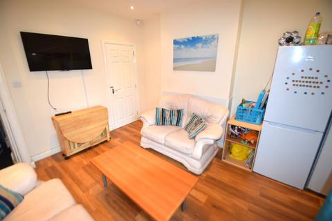 5 bedroom house share to rent, 230 Shoreham Street, City centre