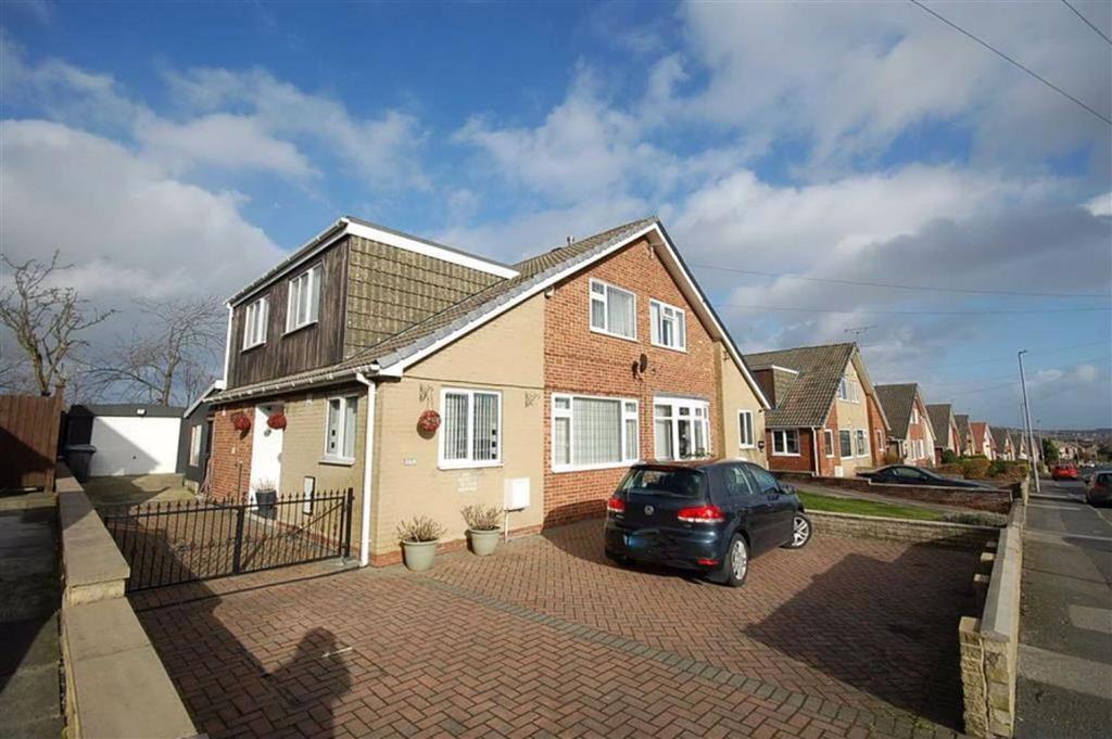 Carlinghow Lane, Batley, WF17 4 bed semidetached house £260,000