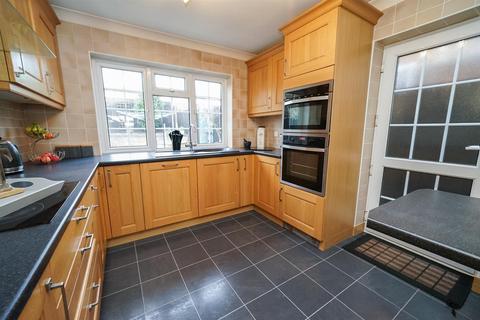 80 Castle Hill Road, Totternhoe, Dunstable, LU6 1QG
