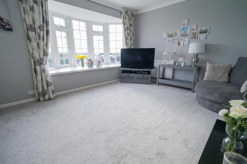 80 Castle Hill Road, Totternhoe, Dunstable, LU6 1QG