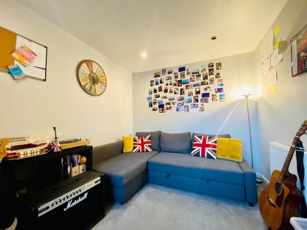 Bedroom 4 (ground floor)