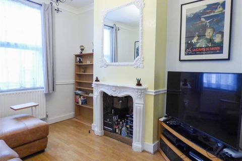22 Berkley Road, Gravesend, DA12 2EU